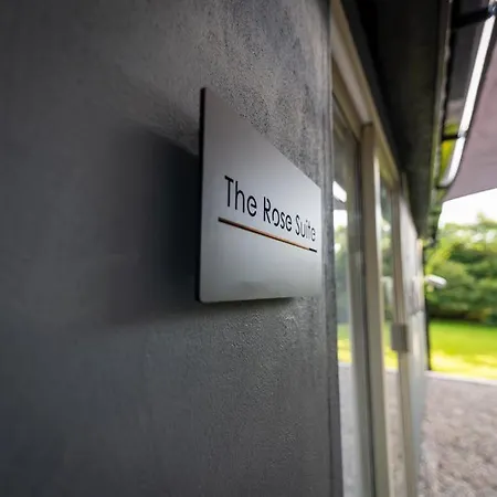 Newly Renovated Stylish Self-Catering Apartment